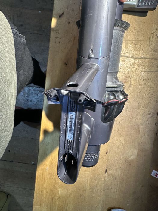Aspirator dyson v11