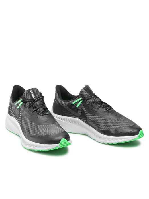 Мъжки маратонки Nike Quest 3 Shield