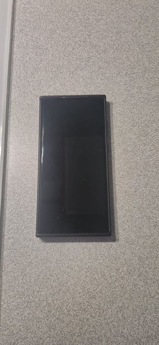Samsung Galaxy S23 Ultra – 256GB, 8GB RAM, stare excelentă, baterie fo