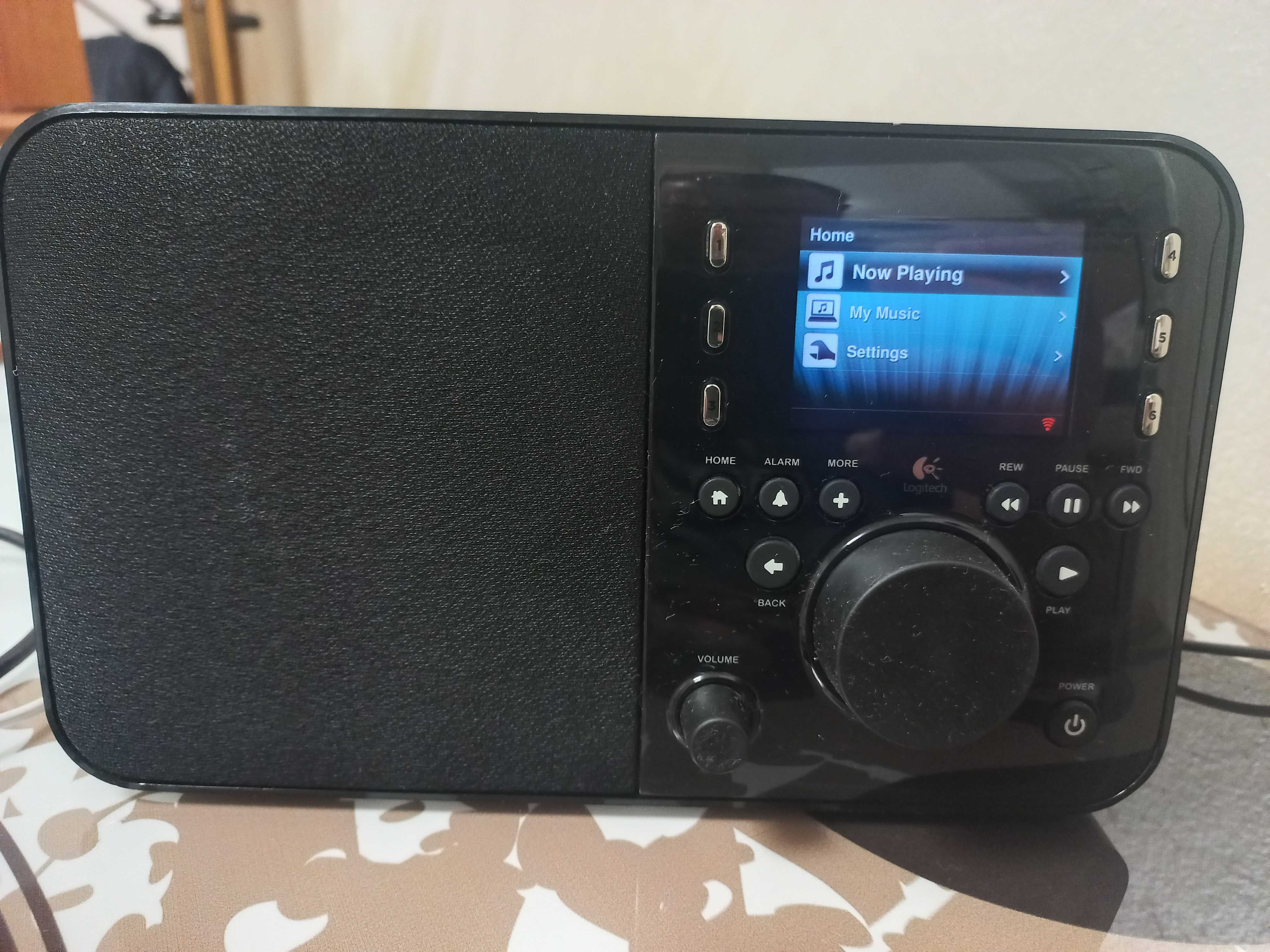 Aparat de Radio cu internet Logitech Squeezebox model Radio - Muzica