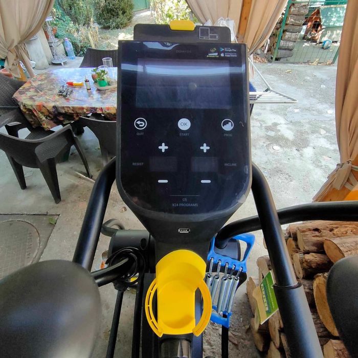 Vând bicicletă eliptică performantă. Reducere