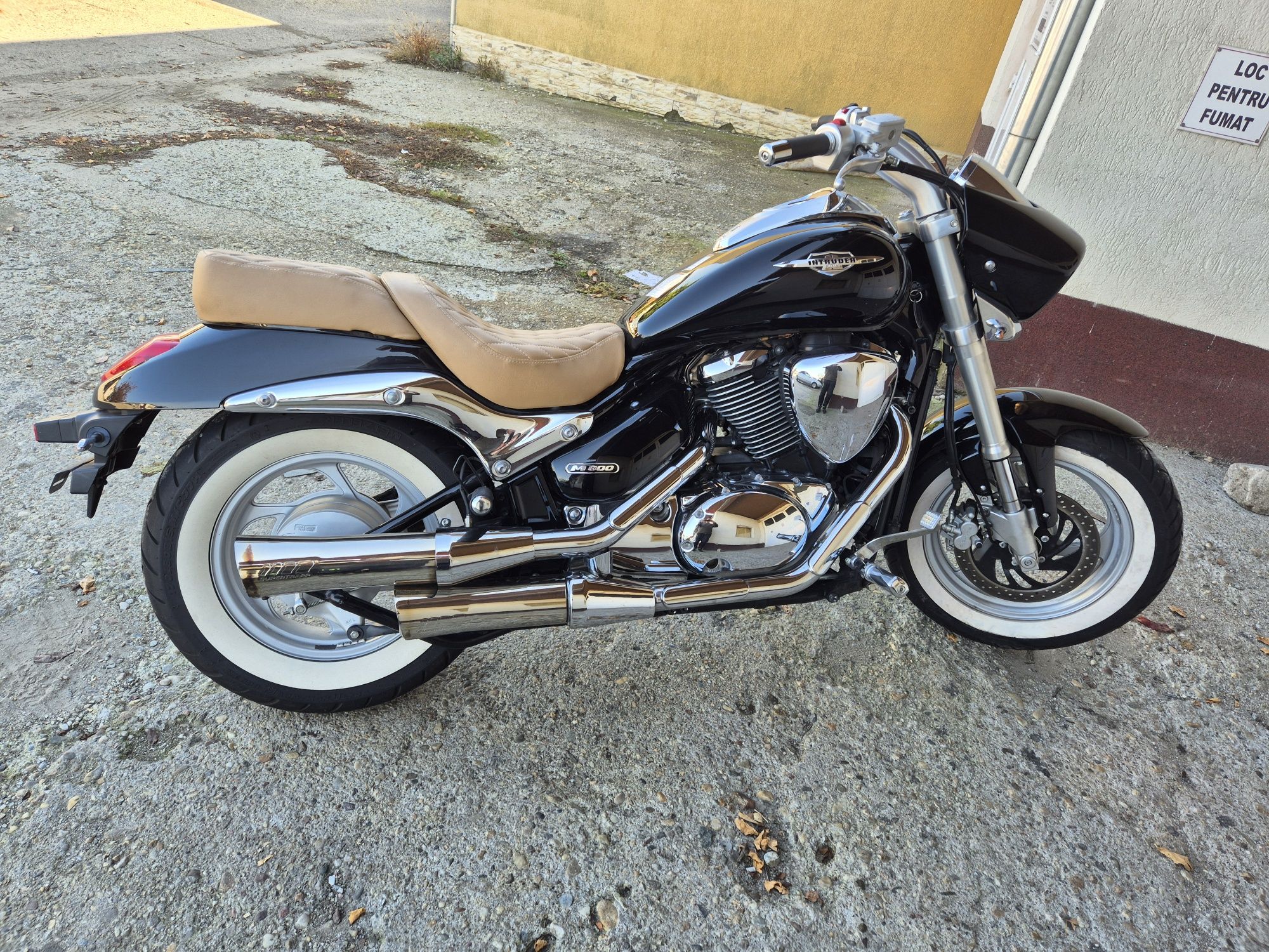 Dezmembrez Suzuki Intruder Boulevard M800 2011