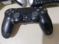 Playstation 4 si XBOX 360