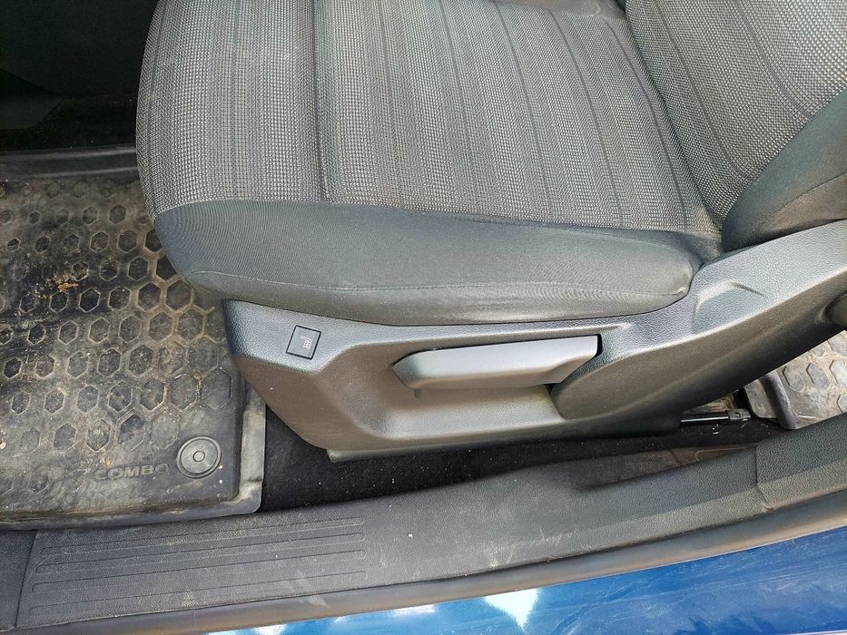 Vand Opel Combo Life XL 7 locuri 2019 1.5