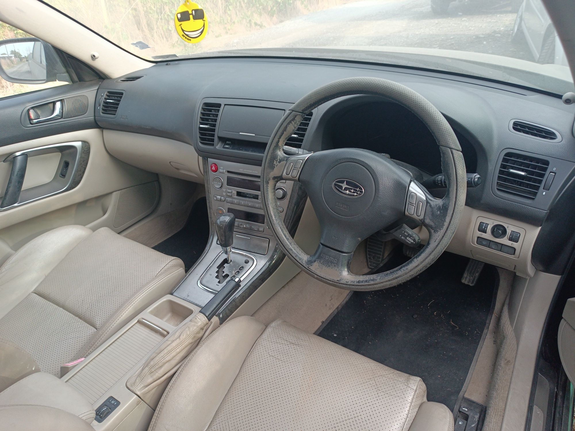 Subaru Legacy на части