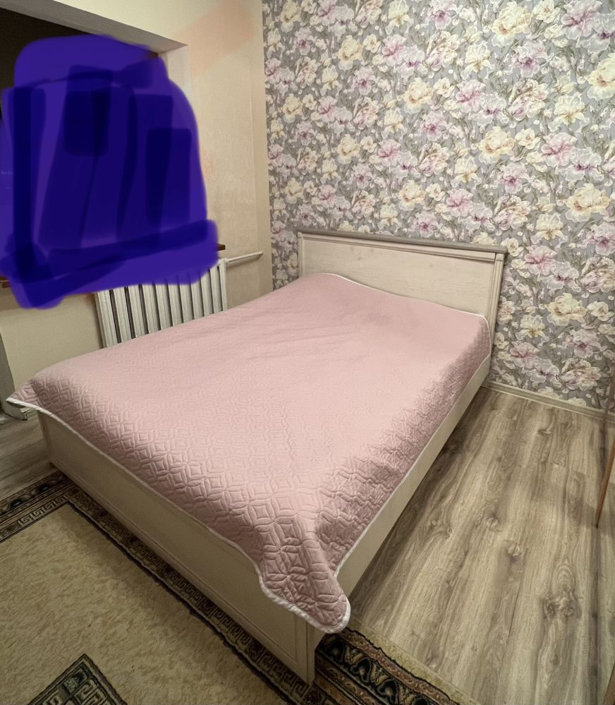 Кровать двуспальная