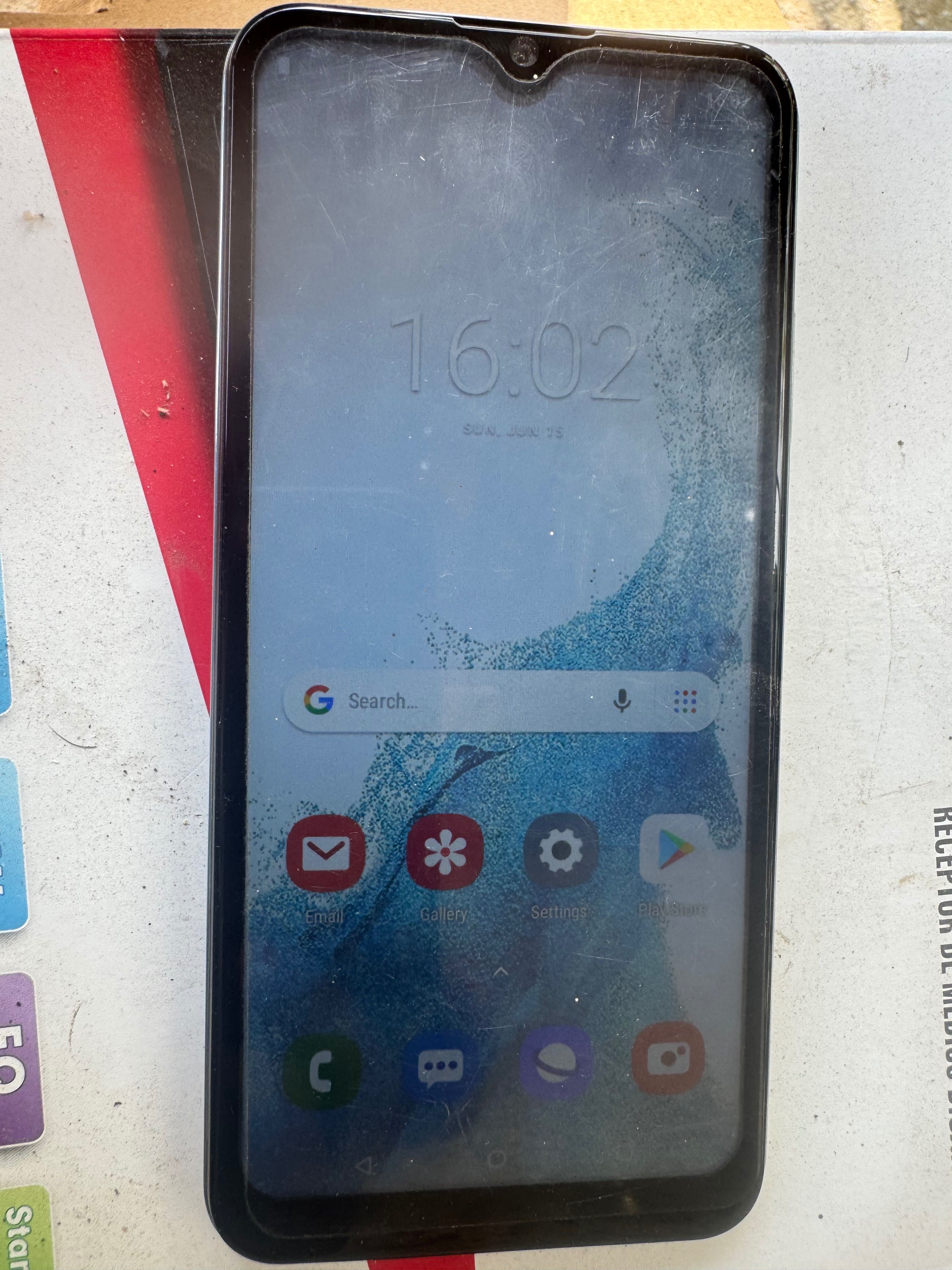 Продавам note 11