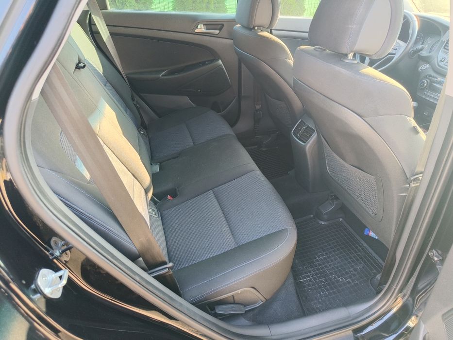 Hyundai Tucson 2.0 crdi, automata 4x4, negru, 185cp, 2016, 161000km