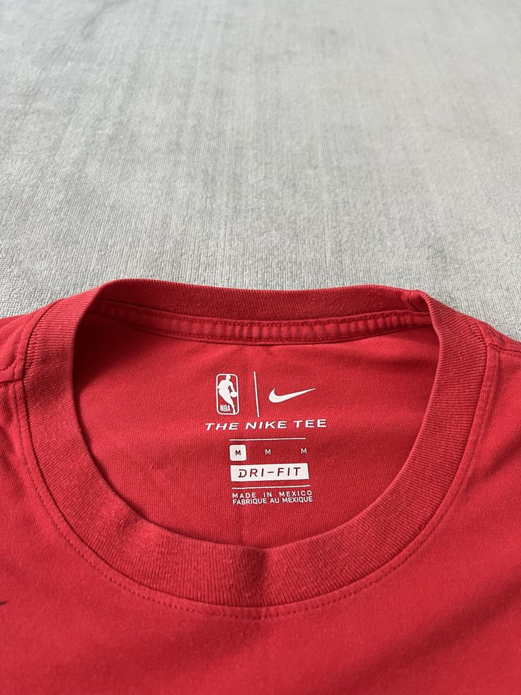 Nike Chicago Bulls Shirt M Mens DRI-FIT Red тениска