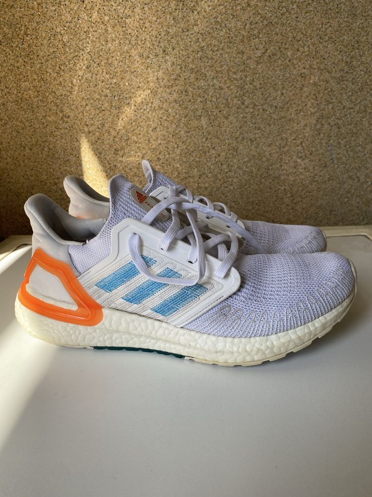 adidas Ultra Boost 20
