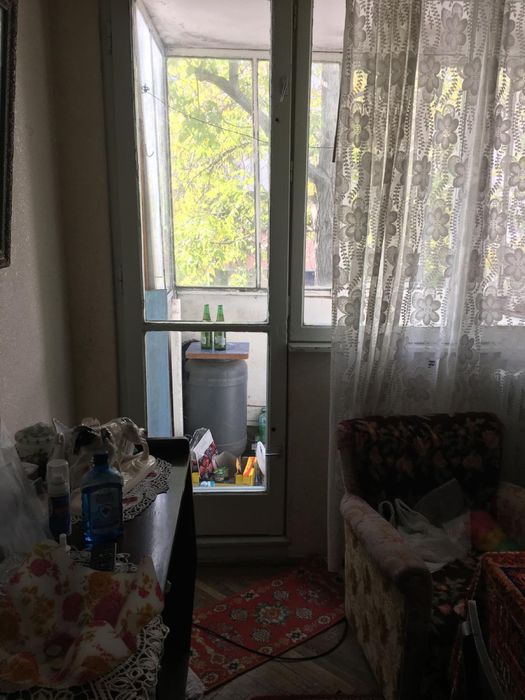 Vand apartamet 3 camere în Tiglina 1