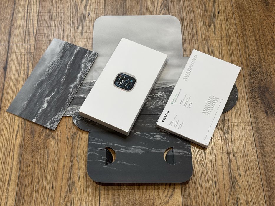 Apple Watch Ultra 2 49mm 100% Batter