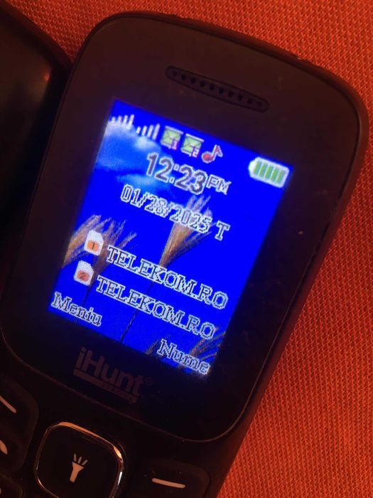 Telefon ihunt 2 sim dual sim 2 cartele 2 bucati