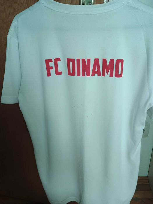 tricou Dinamo, cu semnaturi