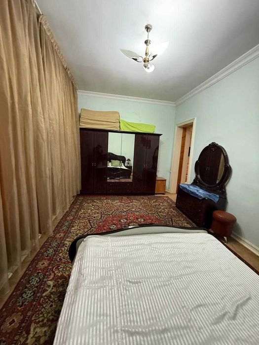 Ховли сотилади 4хонали