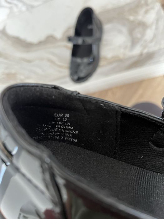 Papuci copii 29 h&m lacuiti