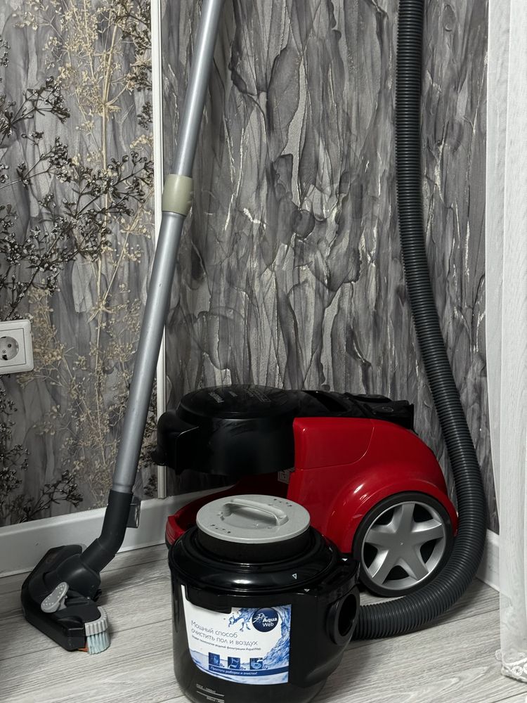 Продам пылесос Philips
