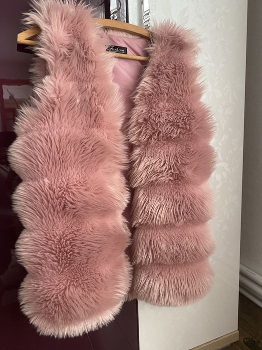 Blănița eleganta cu puf