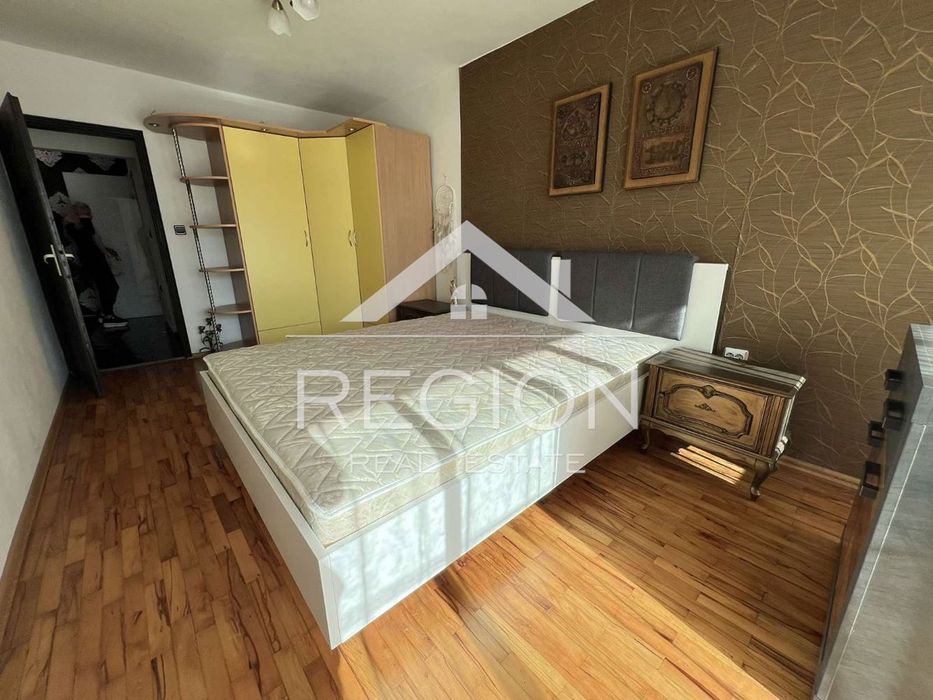 Дава се под наем Двустаен апартамент в Варна, Колхозен пазар - 65 кв.м за 433.5 € - Снимка #4