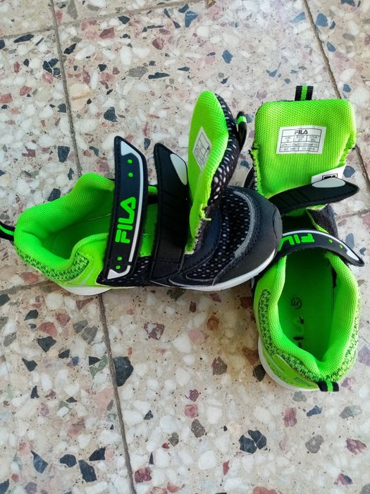Pantofi sport fila original pentru copii.
