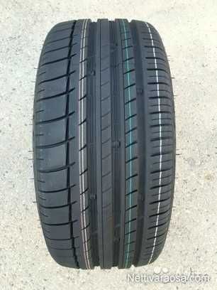 Vand anvelope noi vara 275/40 R22 Triangle