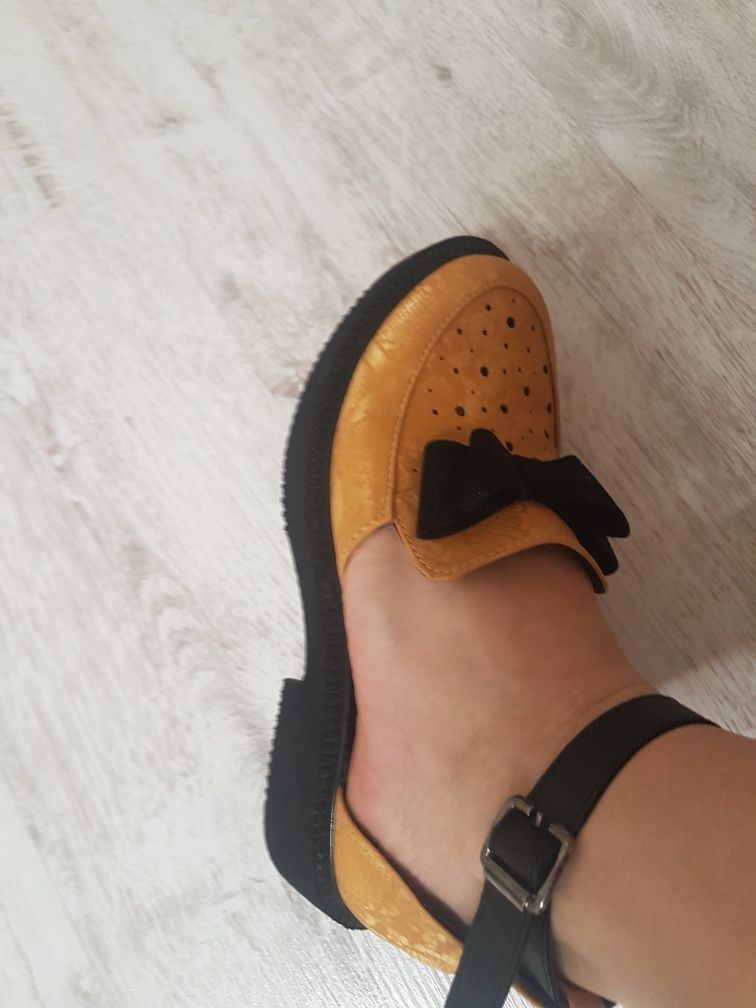 botine piele întoarsă