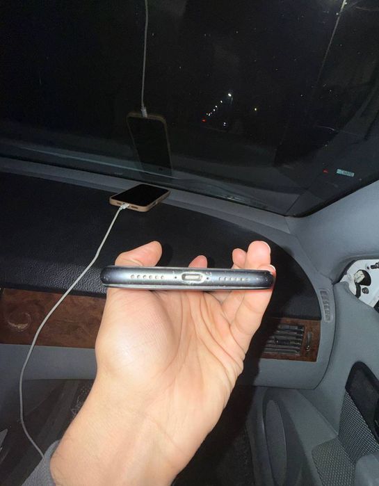 iPhone 11 128 GB sotiladi