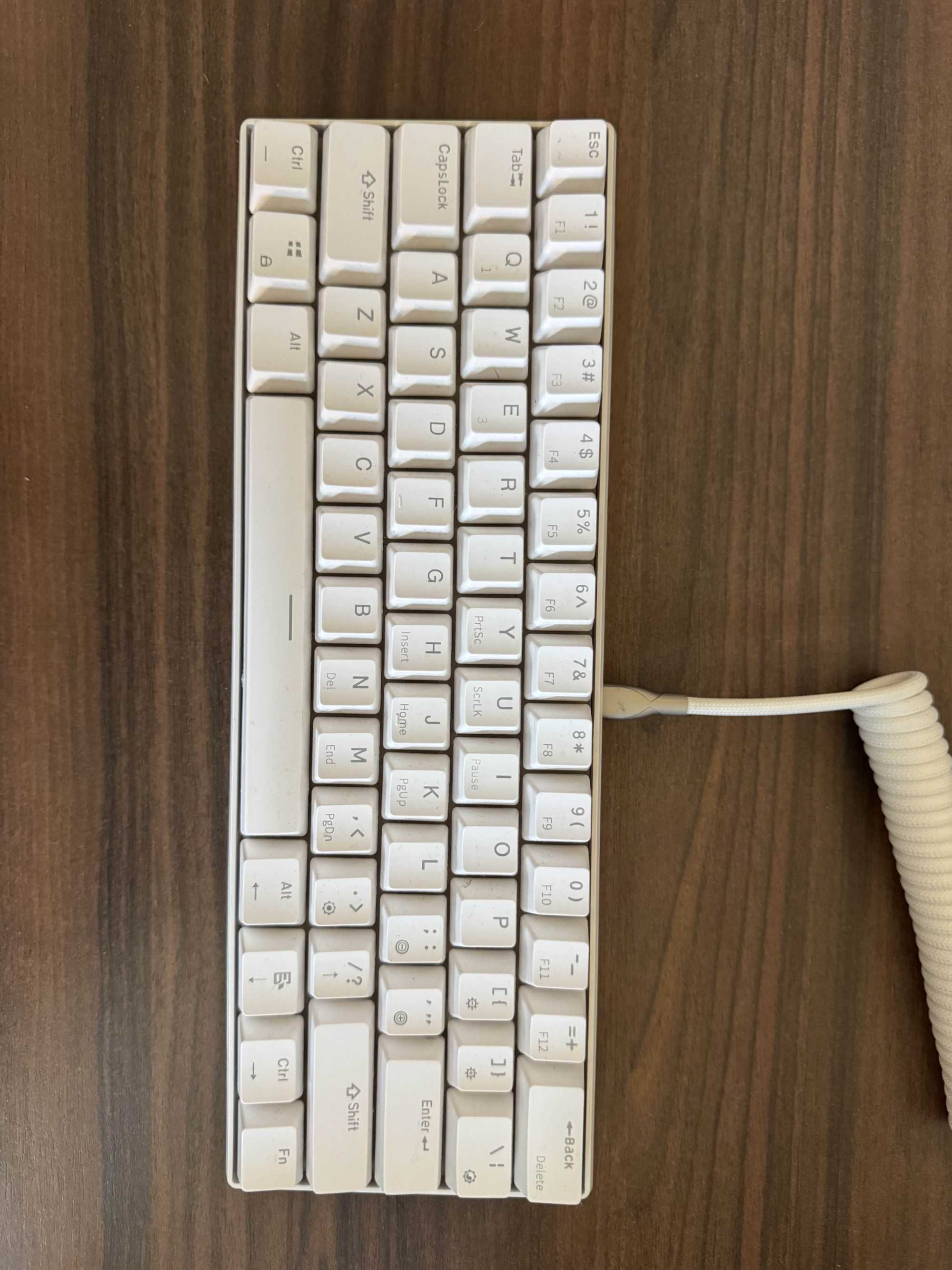 RK 61 Gaming Keyboard + Custom Braded Cable (CherryMX red switches)