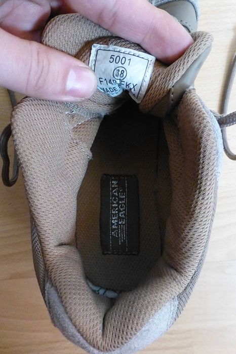 Ghete piele naturala American Eagle, cu talpa 6 cm. Marime 38.