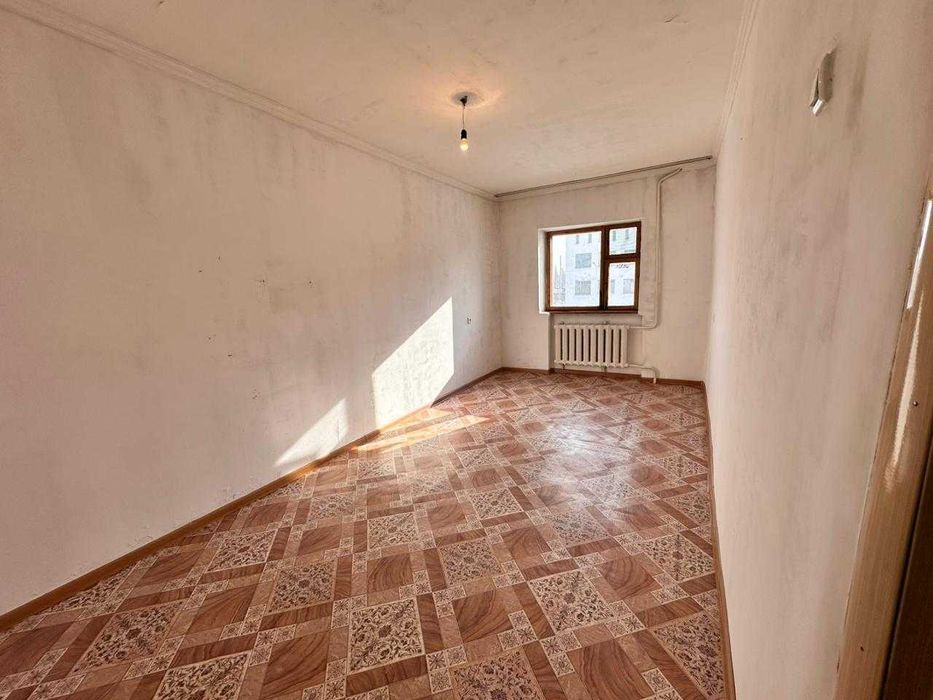 2х комнатная большая, хорошая малосемейка. ДАМИР ИМПЕРИЯ