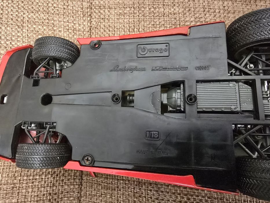 Machete auto Burago
