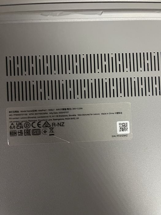 Laptop lenovo 128 sau 256 gb (pret usor negociabil)