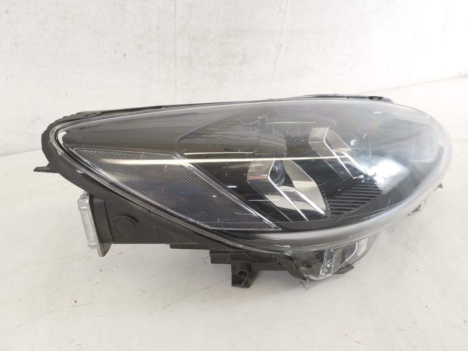 Десен фар Куга / Desен far Kuga 3 [ - ] Оригинален повреден