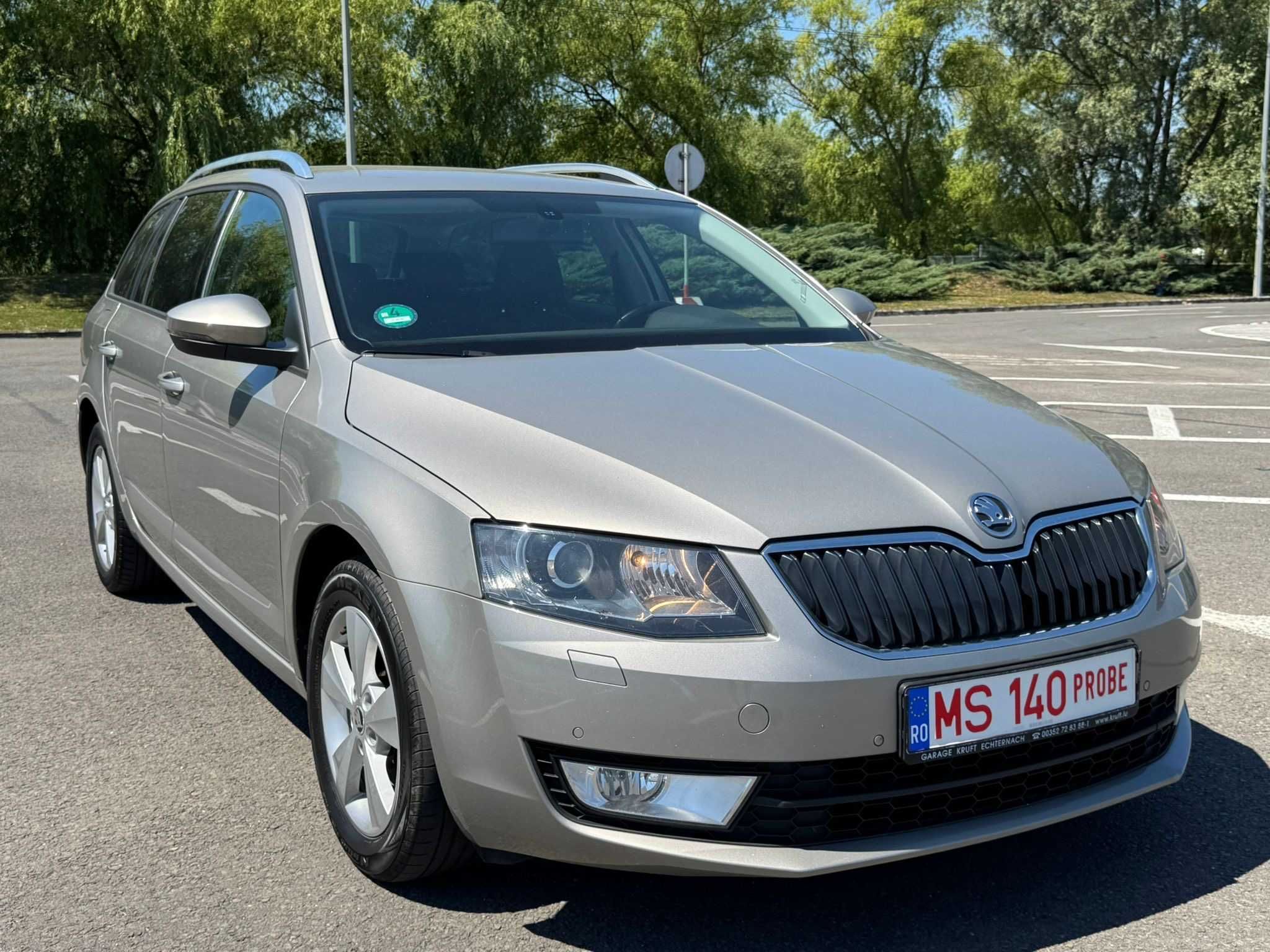 Skoda Octavia /2014/ 2.0 TDI-150 CP/ Cutie Automata DSG / Xenon / Rate