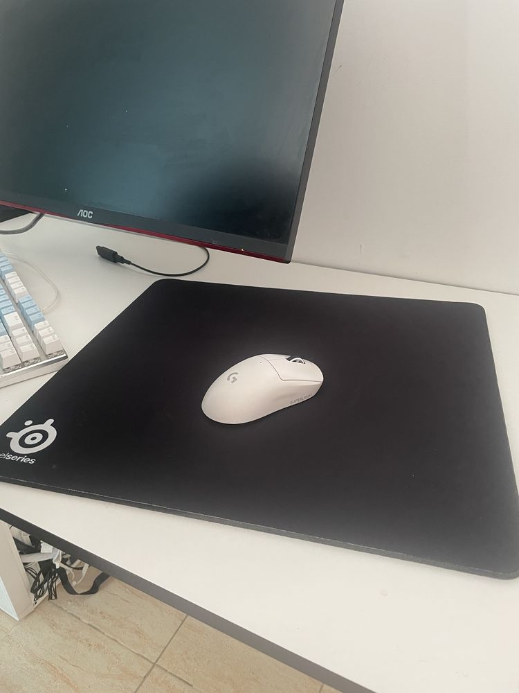 Мышь Logitech G Pro X Superlight 2 белый