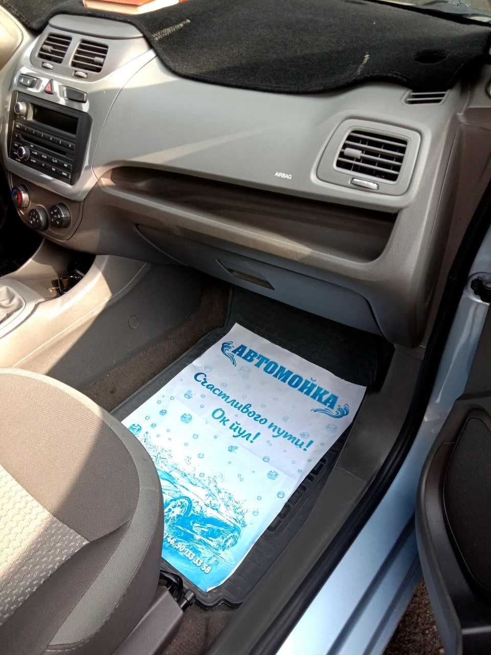 Производство одноразовых бумажных поликов для авто мойки
