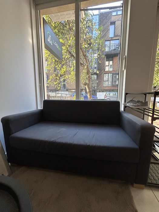 Малък двуместен диван SOLSTA - компактен