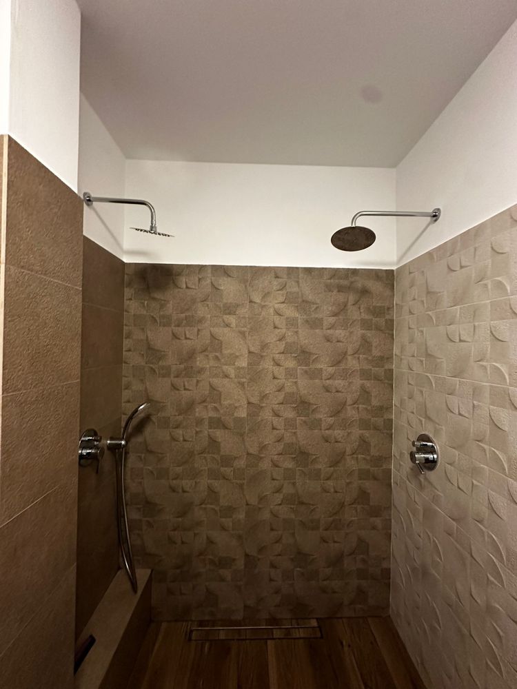 Apartament lux in vilă + curte + piscina / jacuzzi / sauna