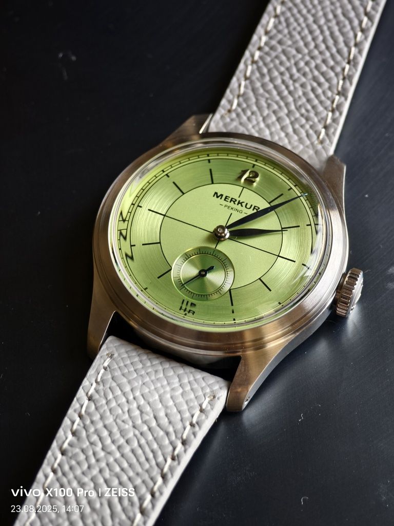 Merkur механические часы оригинальные