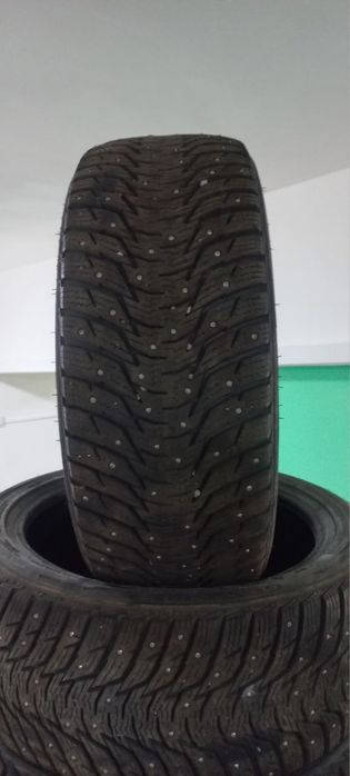 235/45/18 фирма Goodride