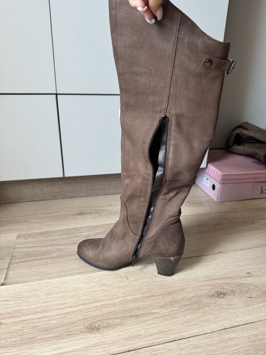 ботуши от естествен велур