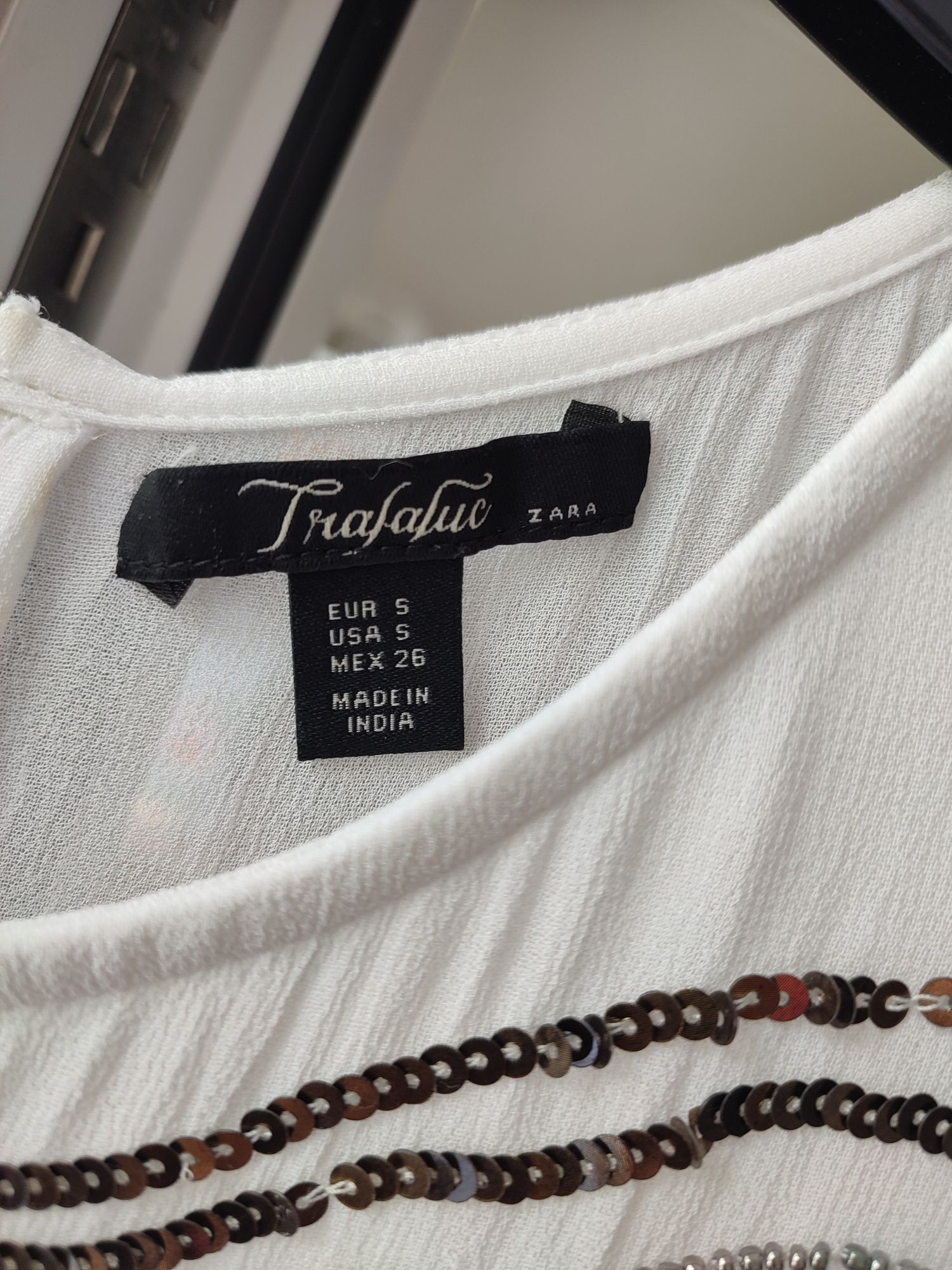 Rochie scurtă Zara Trafaluc măsura S , potrivită și pentru M