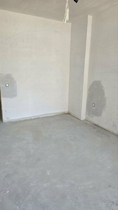 Просторен тристаен апартамент в Гоце Делчев с АКТ 16!