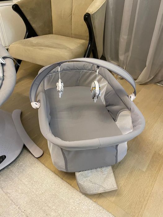 Balansoar electric Lionelo 2 in 1 cu landou pentru bebeluși