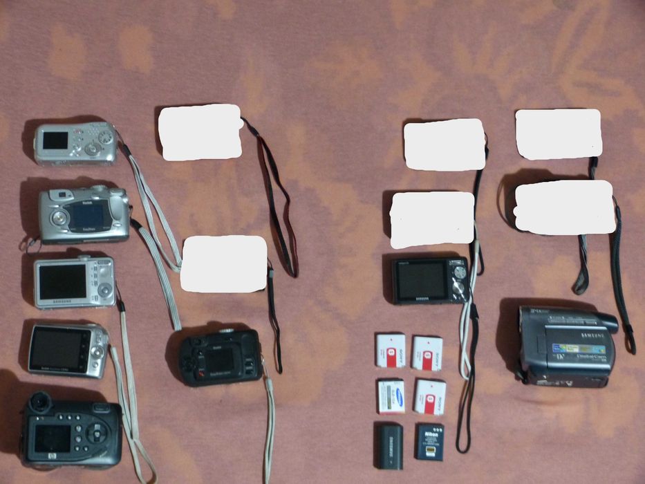 Lot 14 aparate/camere foto și video funcționale