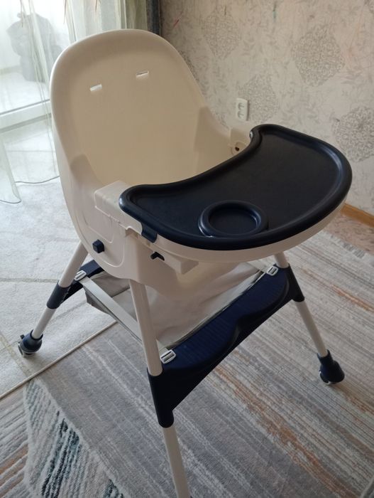 Детский столик для кормления