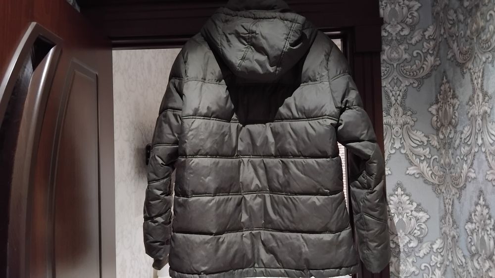 Пуховик тёплый плотный