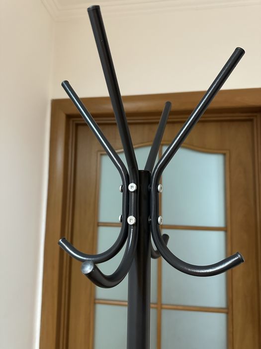 Вешалка для одежды напольная