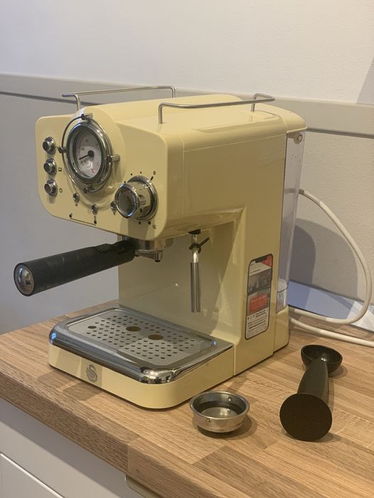 Espressor Swan aspect retro