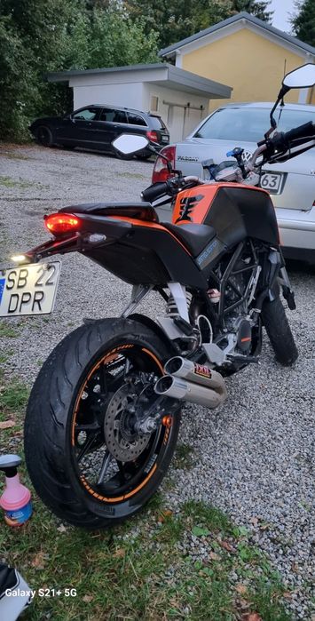 Vând KTM Duke 125 impecabil